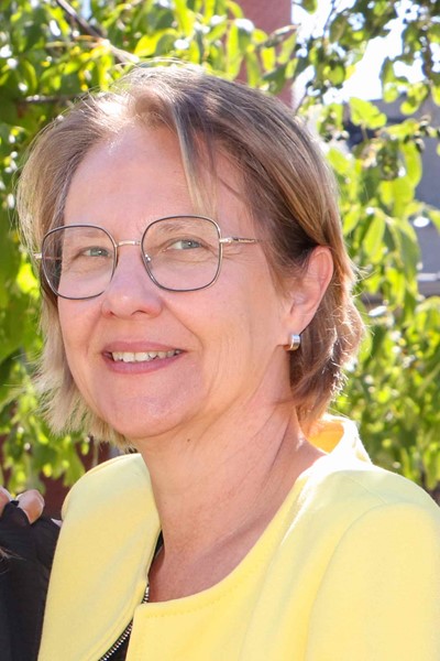 Petra Van Deynze Petra Van Deynze